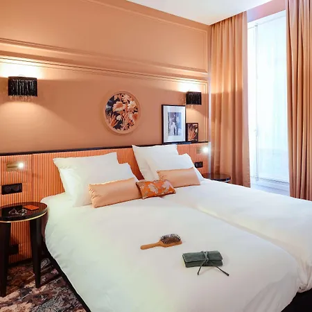 Lyon Bastille Hotel 4*