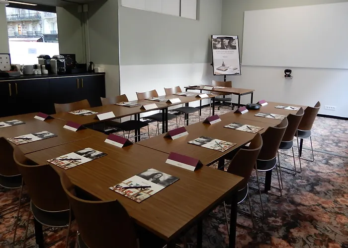 Mercure Gare De Lyon Opera Bastille Hotell 4*