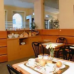 Mercure Gare De Lyon Opera Bastille 호텔 4*