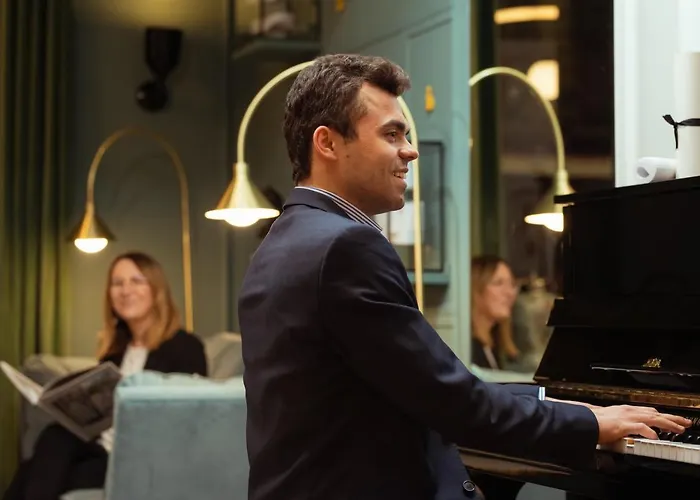 Mercure Gare De Lyon Opera Bastille Hotel